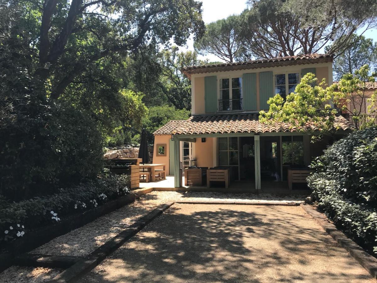 Le Mas De Grimaud Exterior foto
